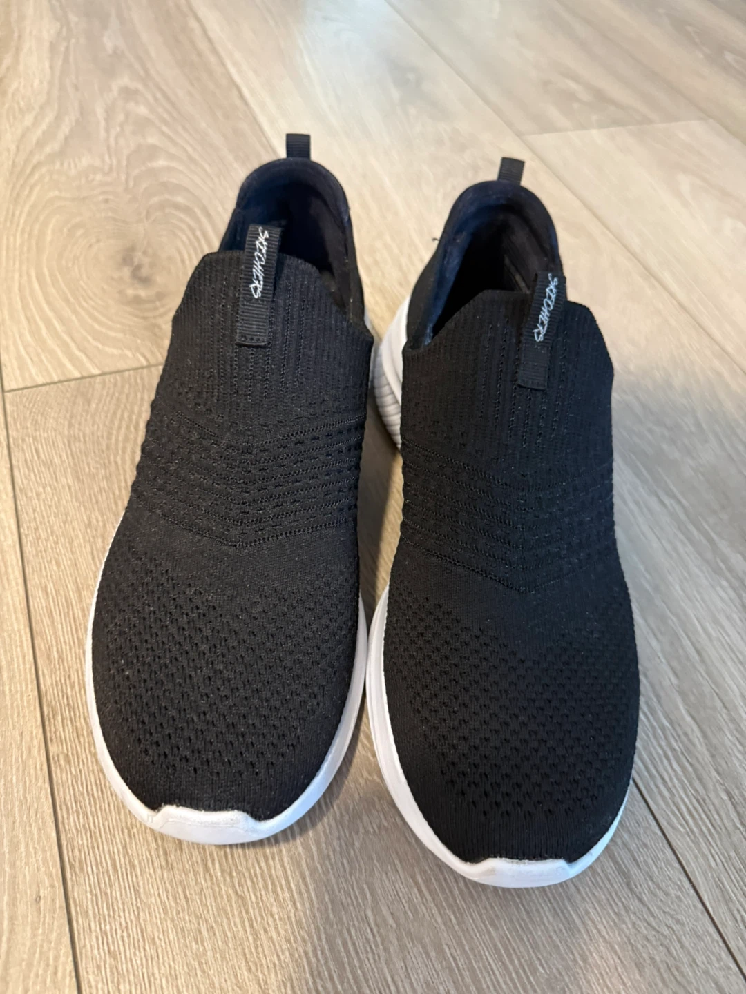 Women’s Black Air-Cooled Sketchers - Pick up in Alpine Park SW - photo 2