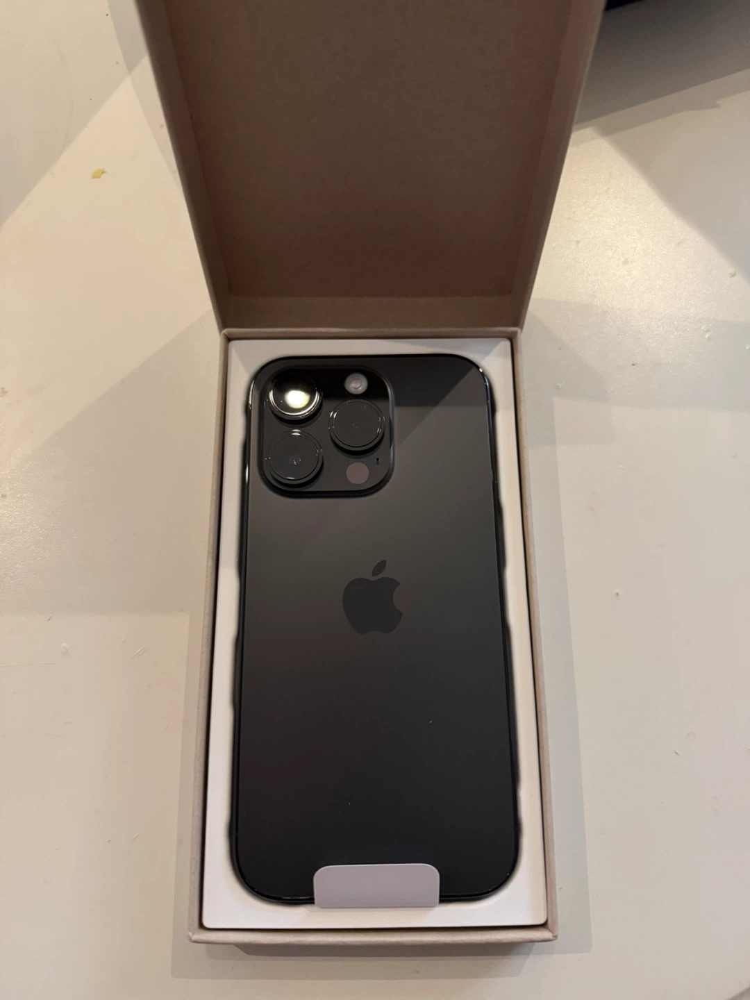 Brand New iPhone 14 Pro 128GB (AppleCare Replacement) - photo 4