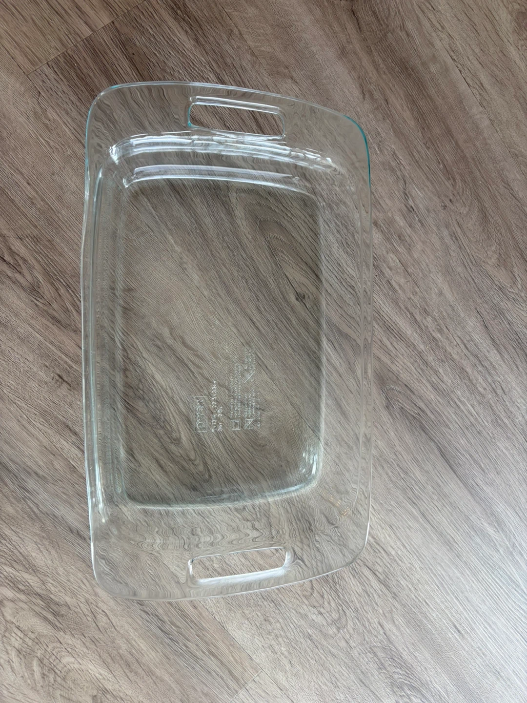 Pyrex Glass Baking Dish with Red Lid - photo 3