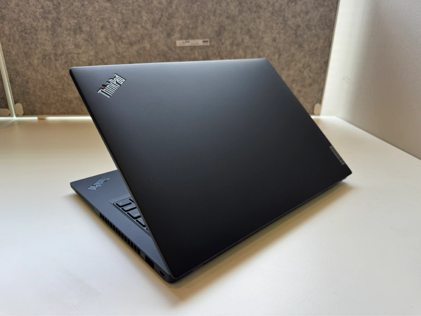 Lenovo ThinkPad T14 Gen3 - photo 4