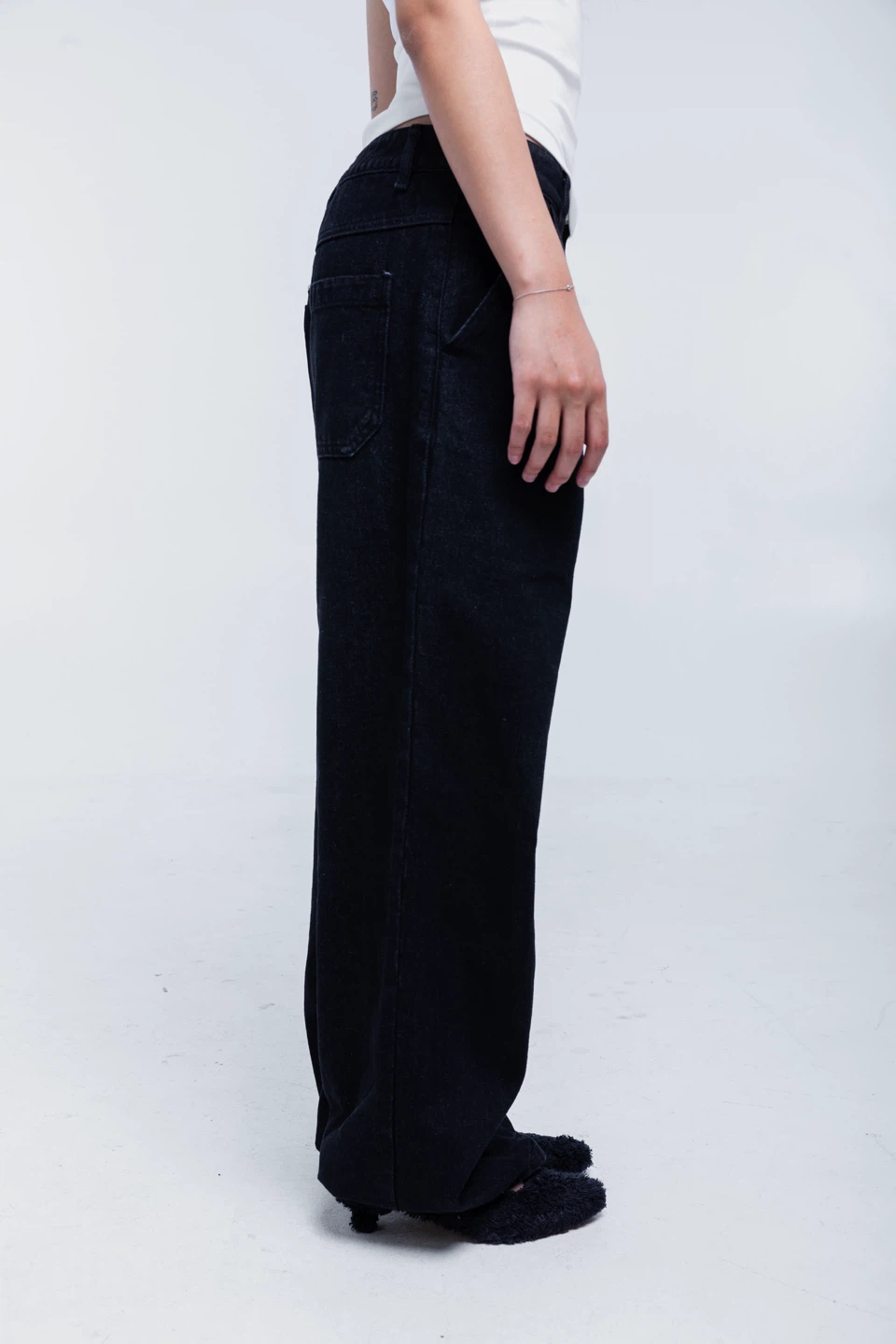 Dark Wash Pleated Wide-Leg Jeans - photo 4