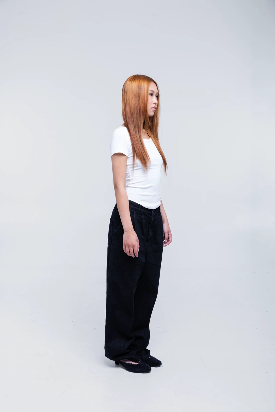 Dark Wash Pleated Wide-Leg Jeans - photo 2