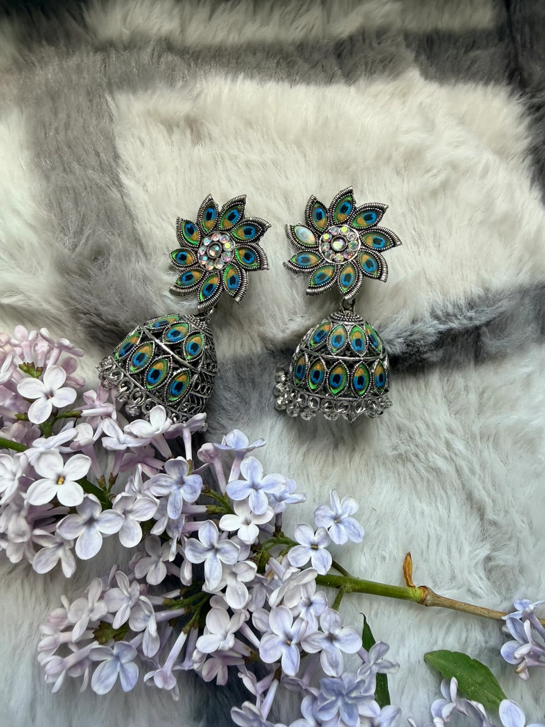 Tannu Peacock Design Jhumka Earrings - photo 2