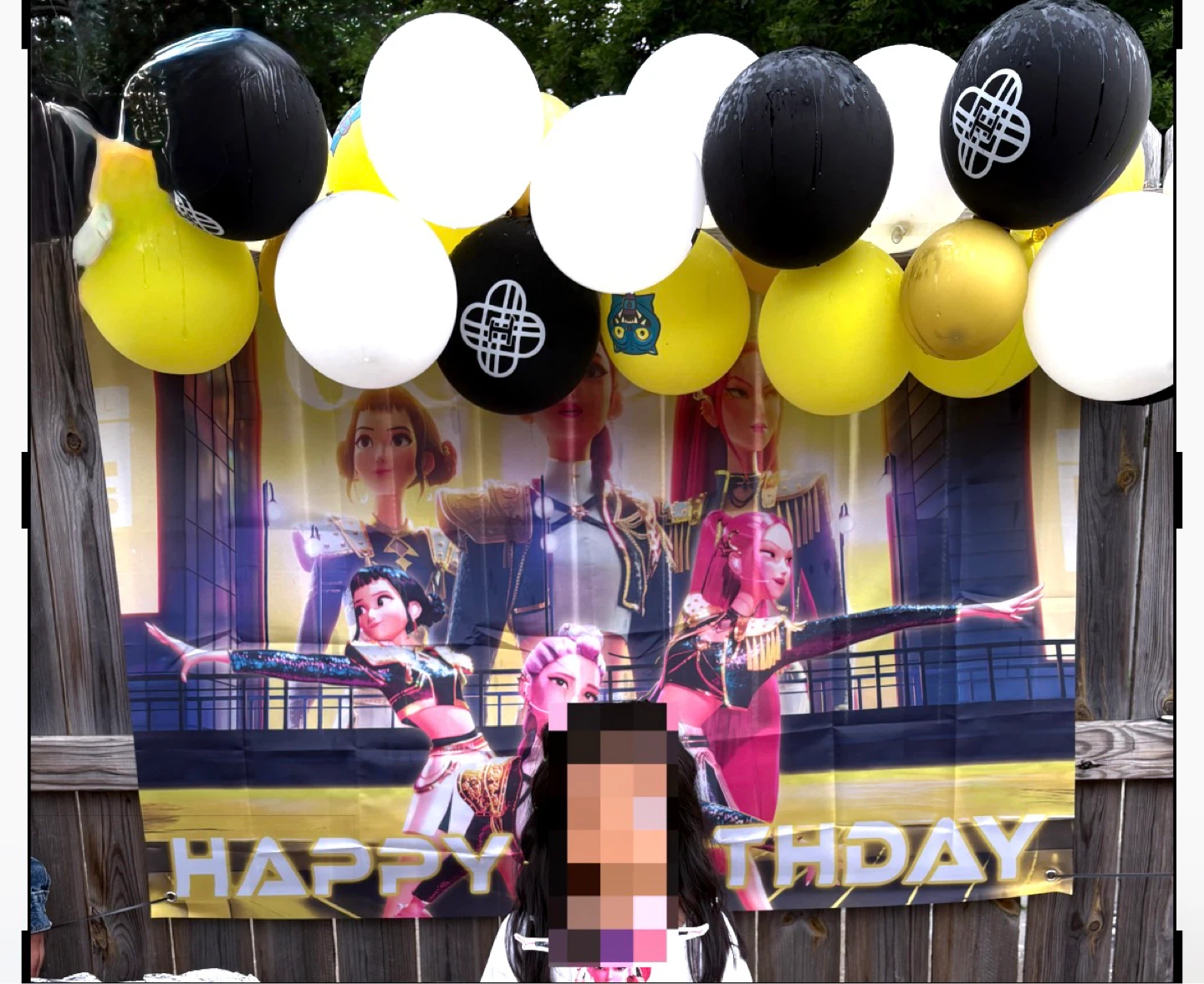 Kpop Demon Hunters Birthday Party Decorations Set - photo 2
