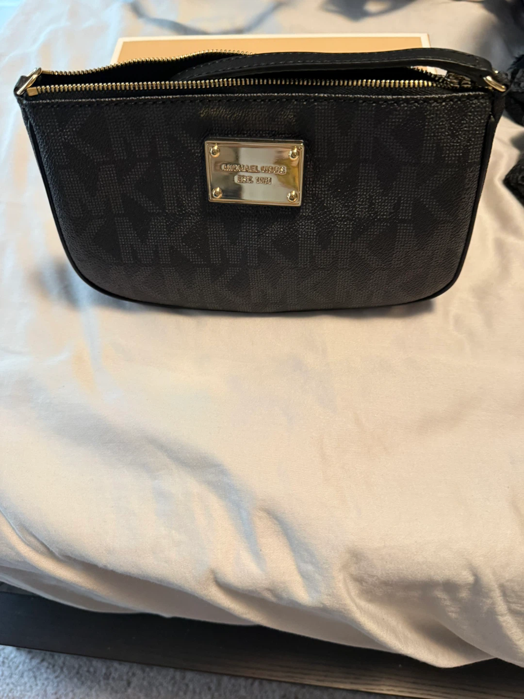 Michael Kors Jet Set Item Wristlet Black - photo 2