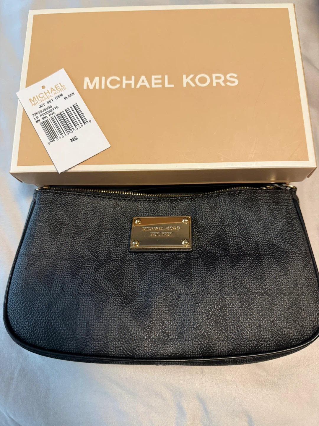 Michael Kors Jet Set Item Wristlet Black