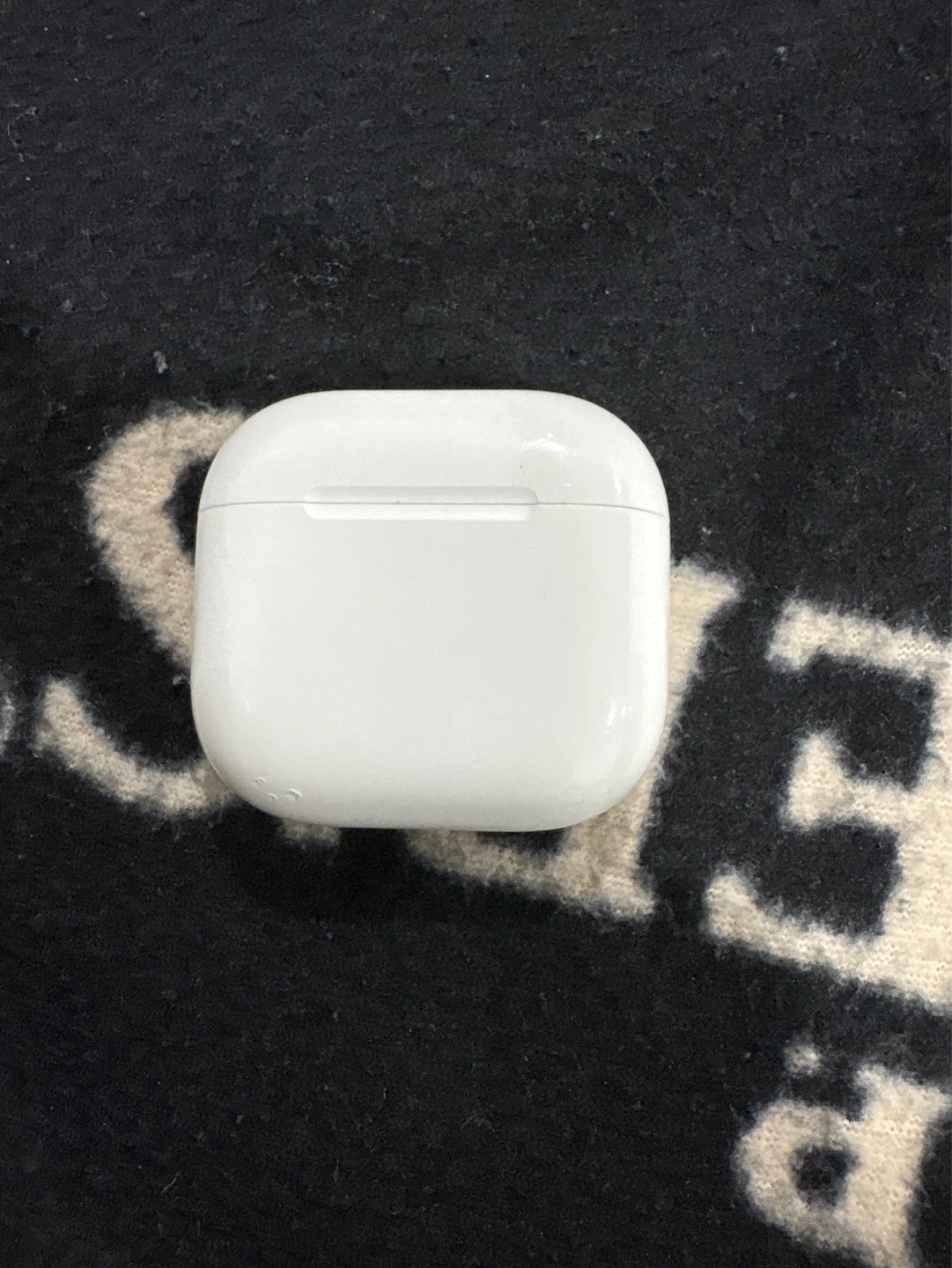 Apple AirPods 4