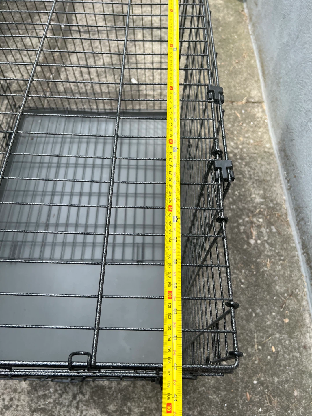 Black Wire Dog Crate