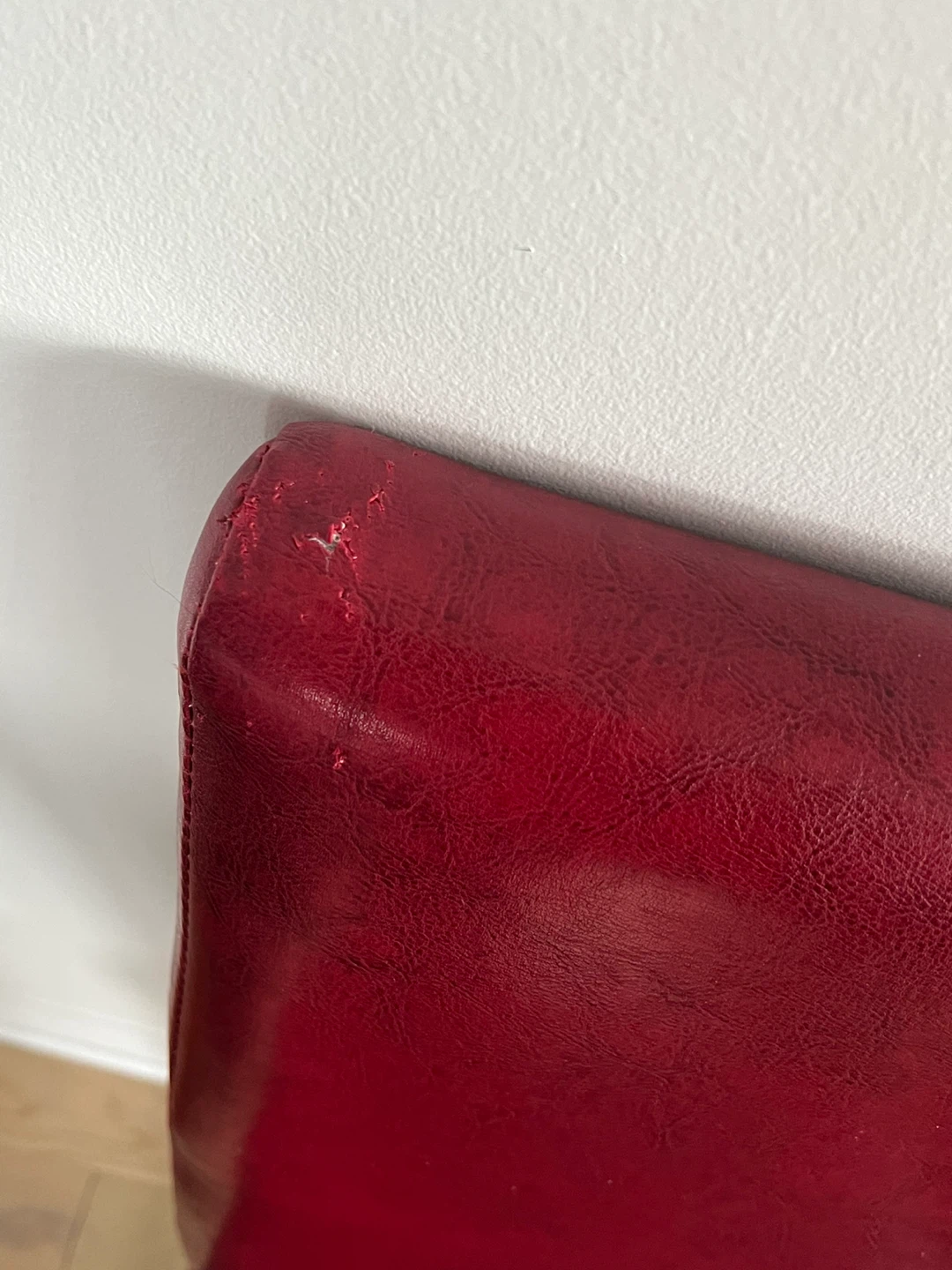 Set of 4 Red Dining Chairs - photo 2
