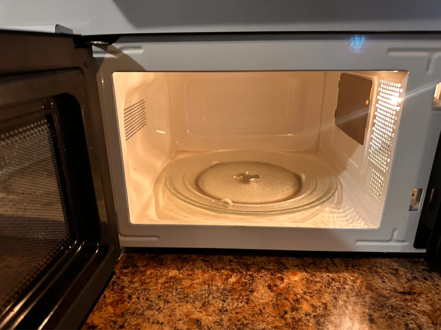 Sunbeam Microwave Oven - photo 3