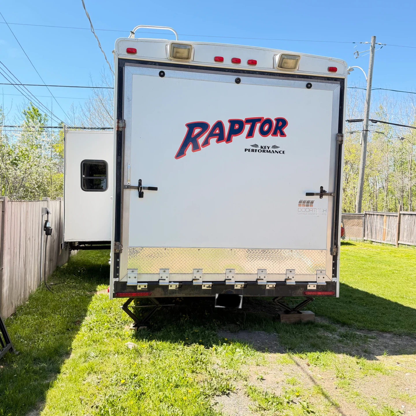 2008 Keystone Raptor Toy Hauler Travel Trailer - photo 2