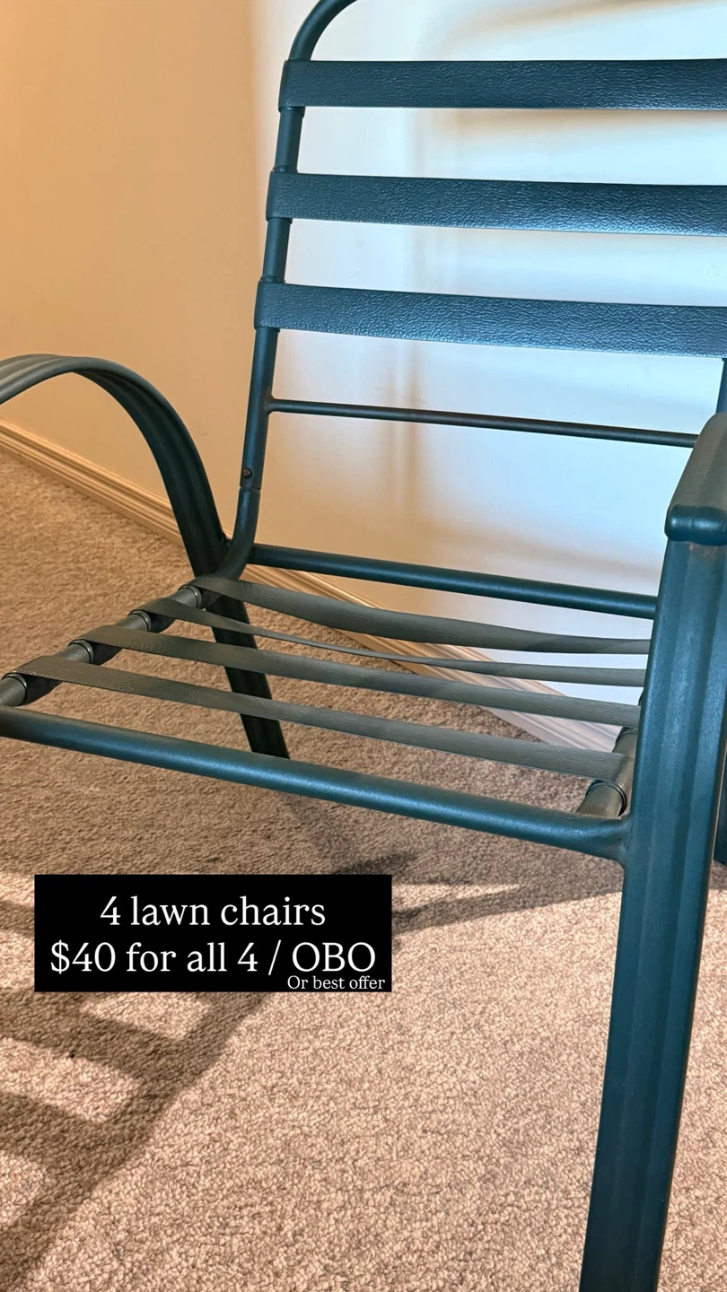 4 Green Metal Lawn Chairs