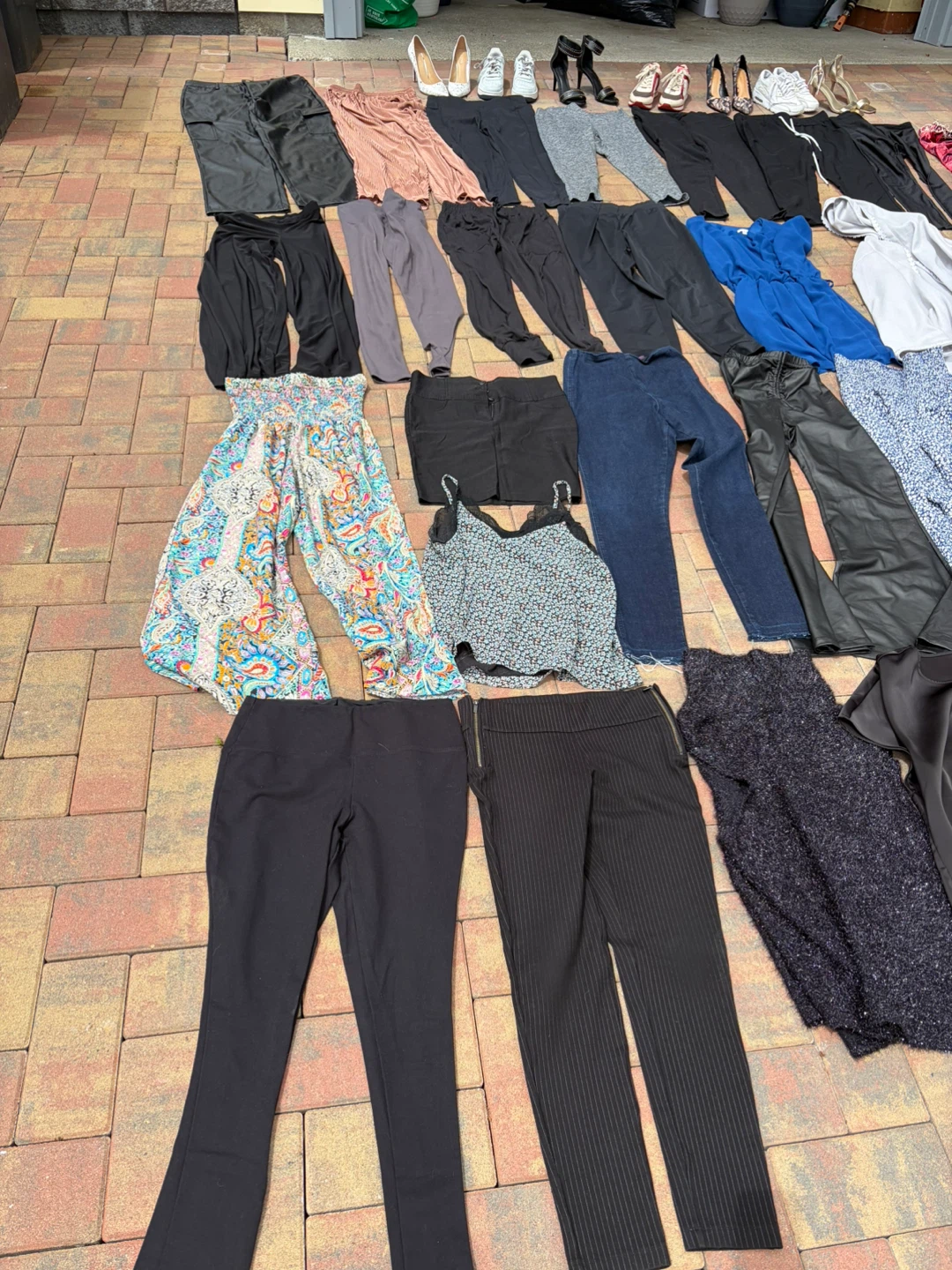 Yard sale Saturday June 13 Between 9:00am-2:00pm - photo 3
