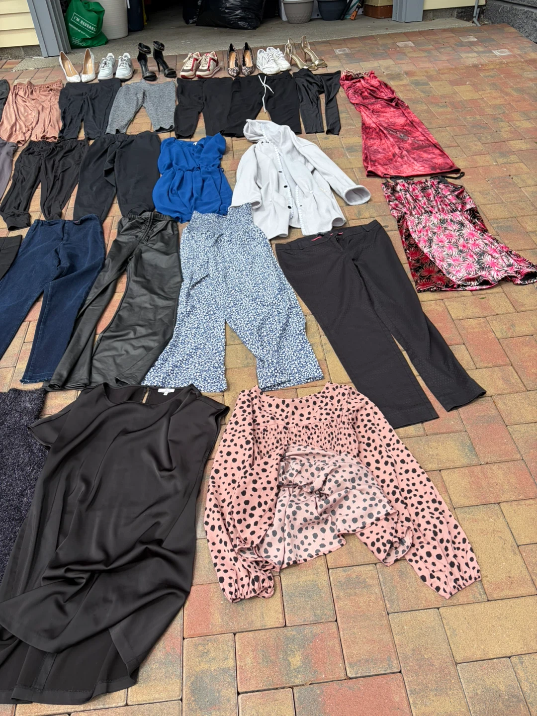 Yard sale Saturday June 13 Between 9:00am-2:00pm