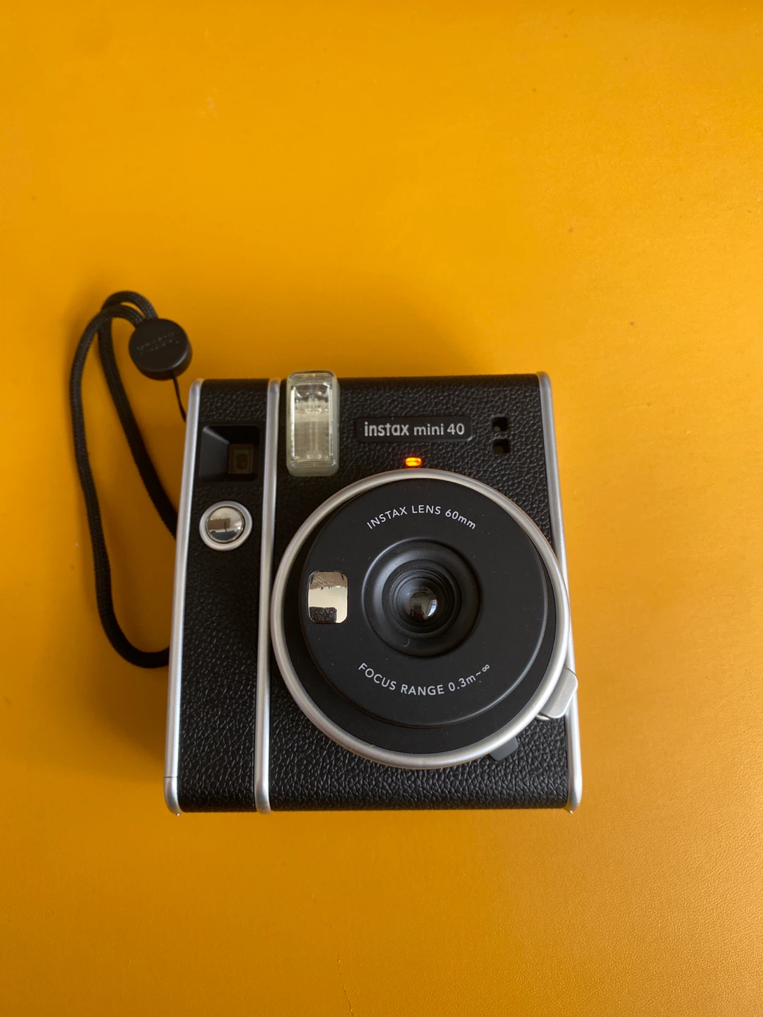 Fujifilm Instax Mini 40 Instant Camera with Case - photo 3