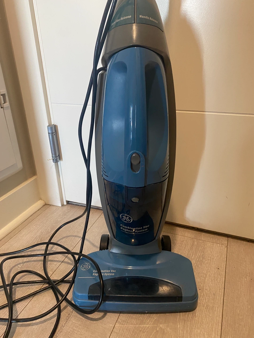 GE Combination Vac Bagless System - photo 4