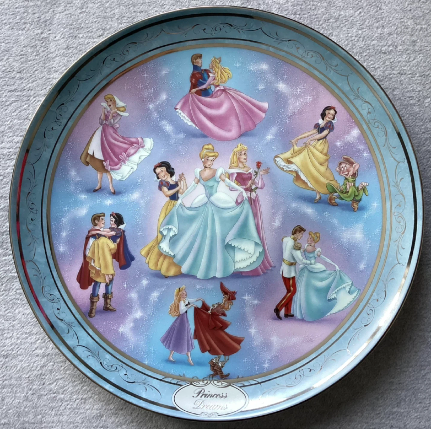 Disney ‘Princess Dreams’ 12” Collector Plate