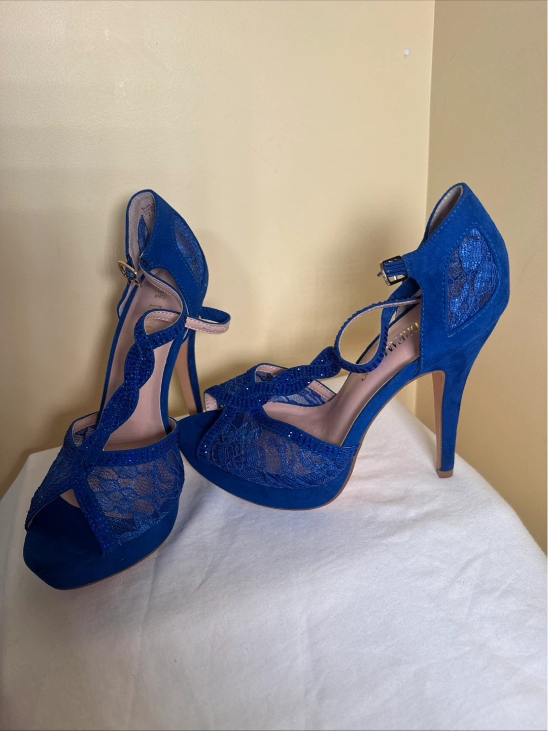 Madden Girl Womens Black Platform Heels - photo 4
