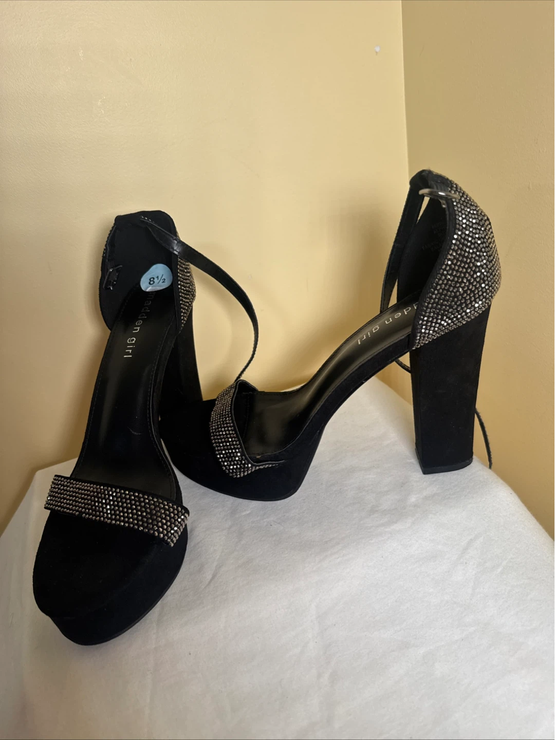 Madden Girl Womens Black Platform Heels - photo 3