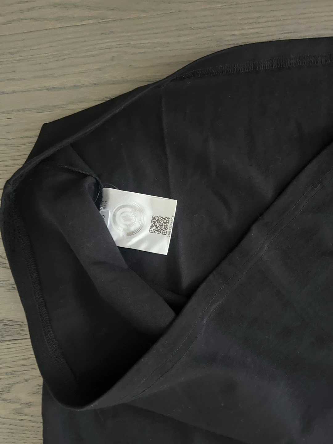 Moncler Black T-Shirt - photo 4
