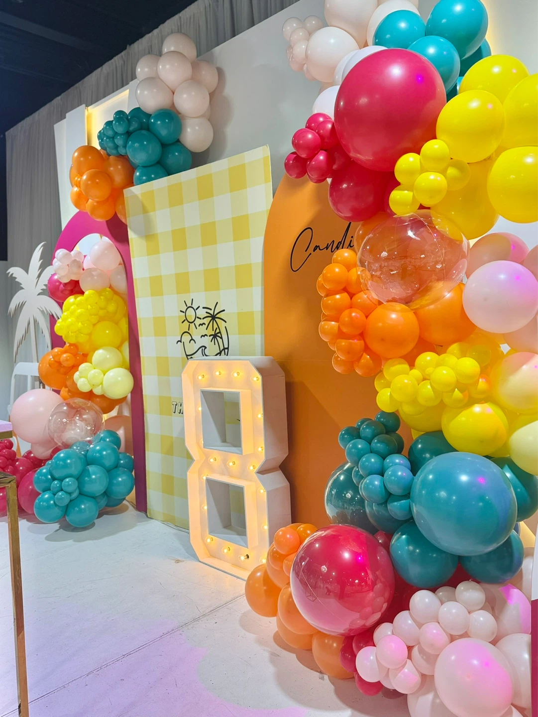 Balloon Party Decor | props rental - photo 4
