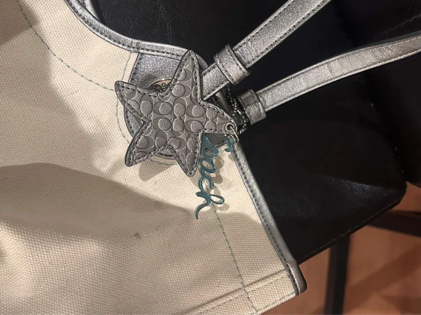 Coach Canvas Tote Bag - photo 4