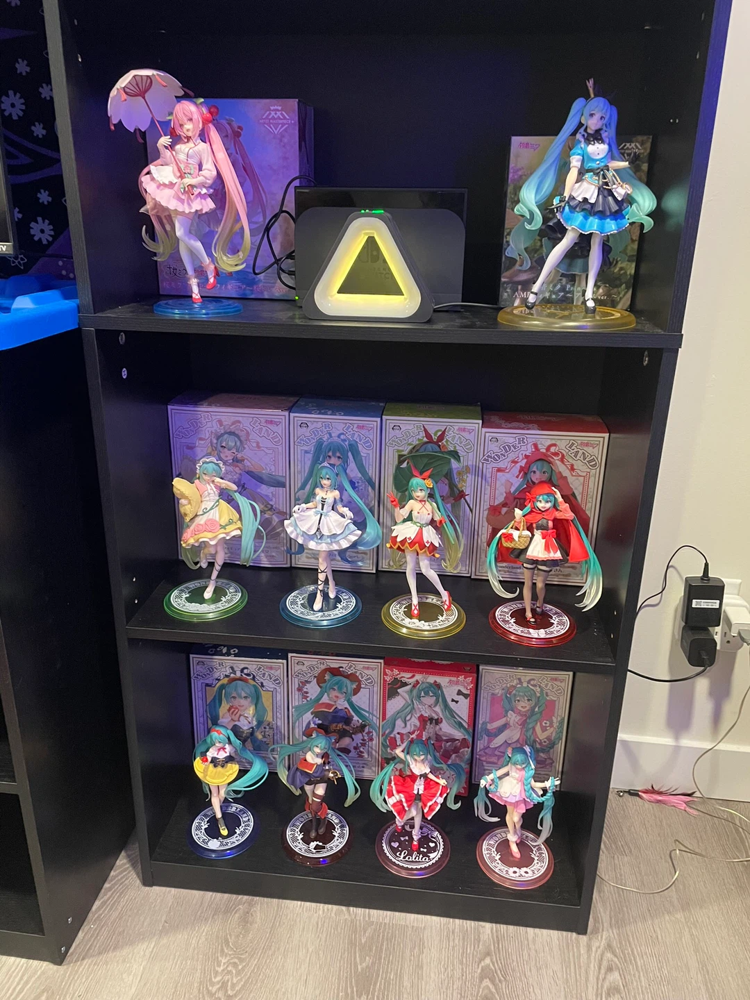 Hatsune Miku Figures - photo 4
