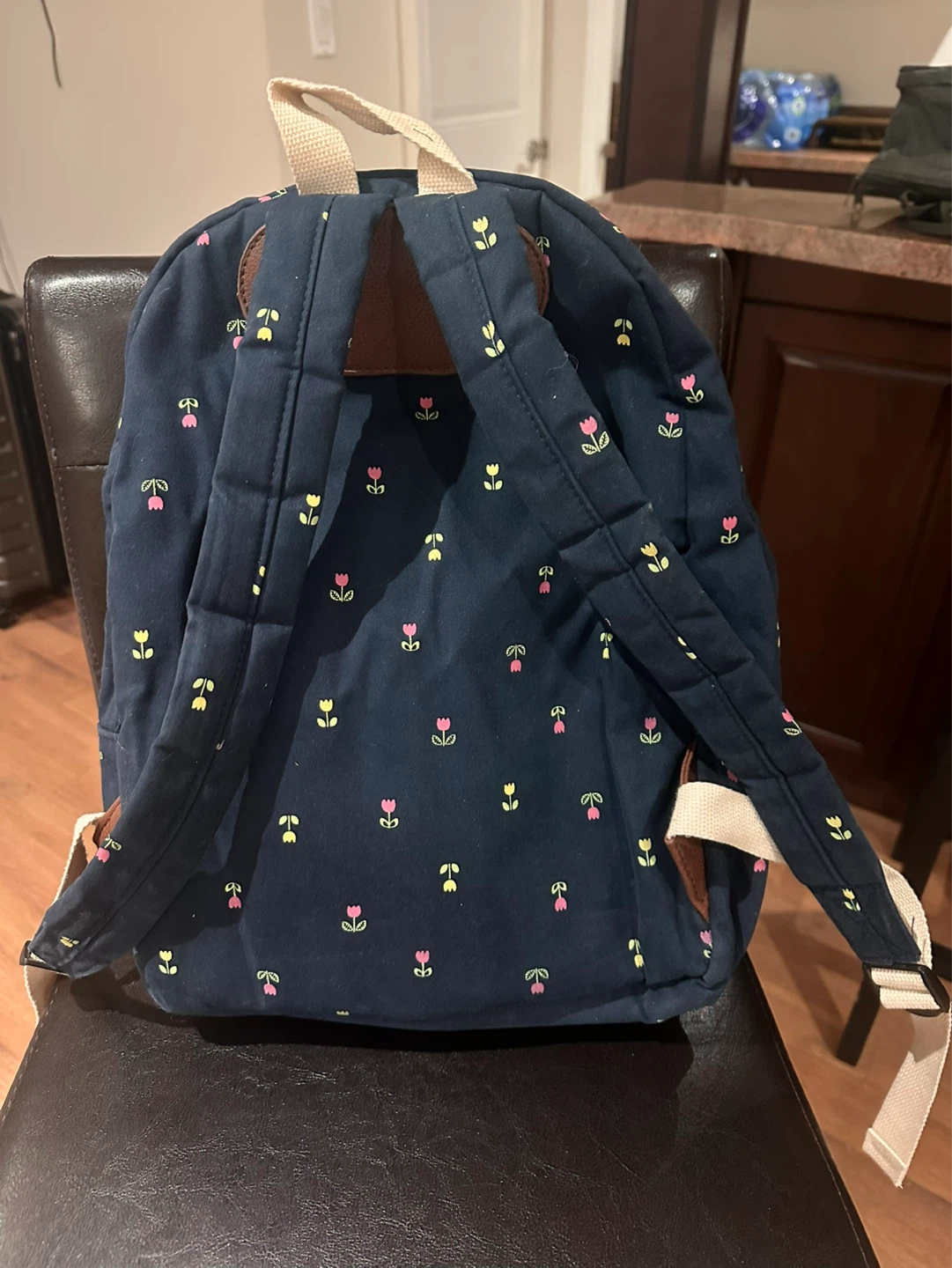 Blue floral print backpack - photo 2