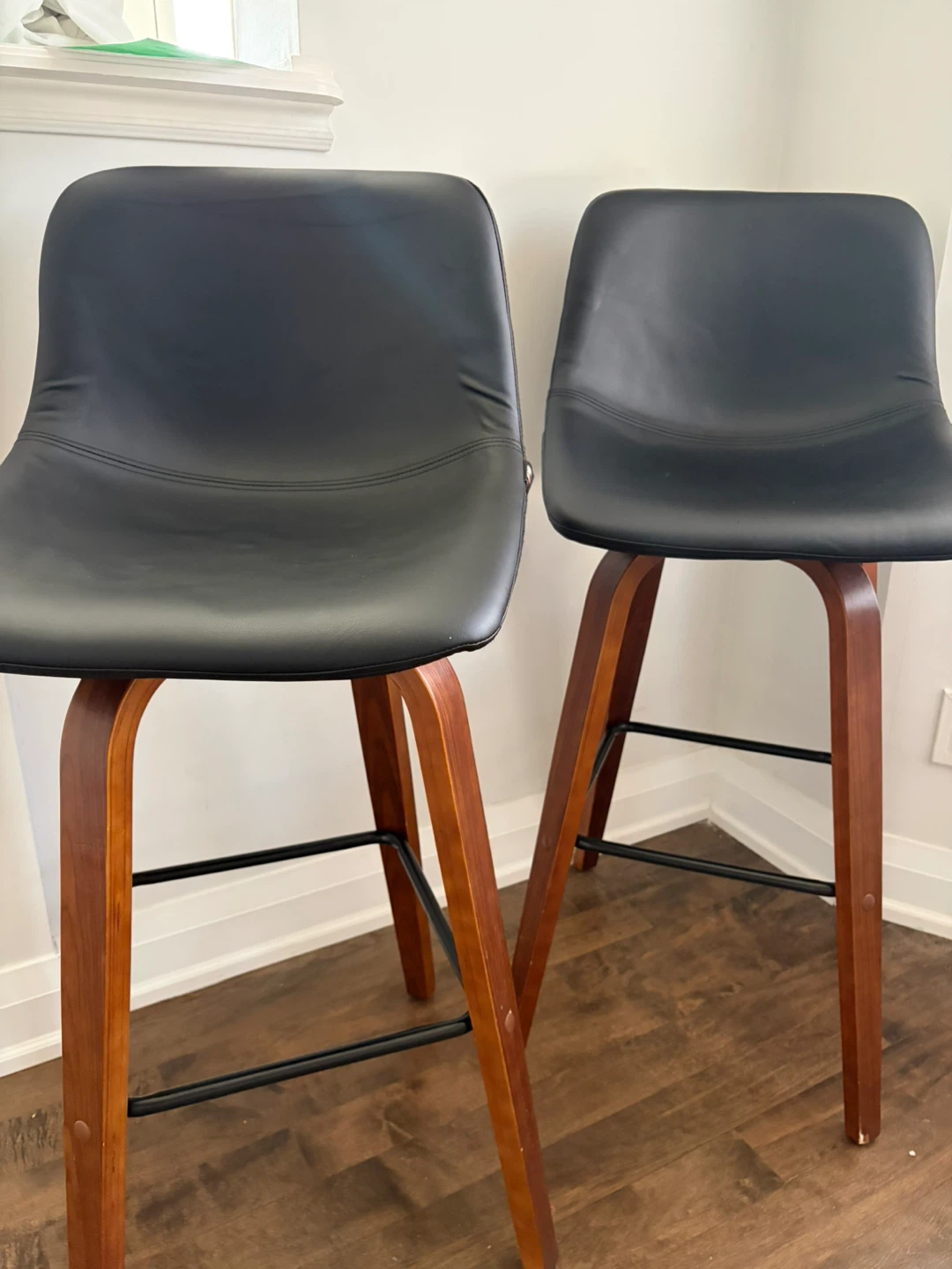 Black Faux Leather Bar Stools with Wooden Legs - photo 2