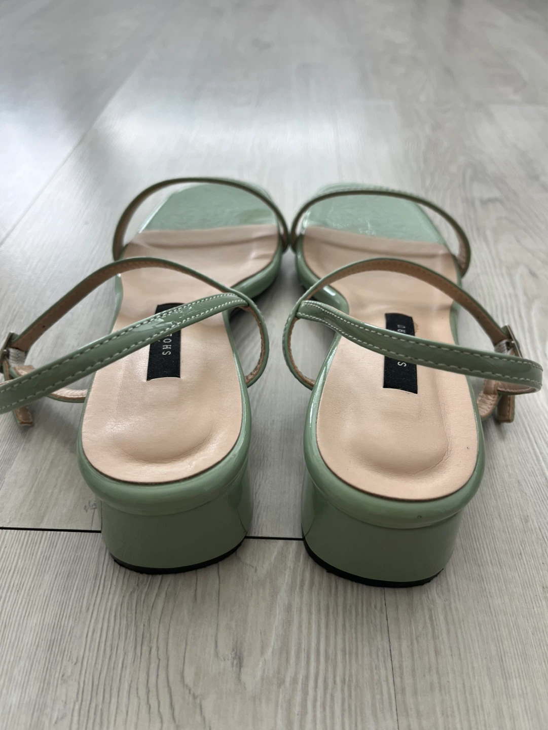 Lightly Worn Mint Sandals - Size 240mm - photo 2