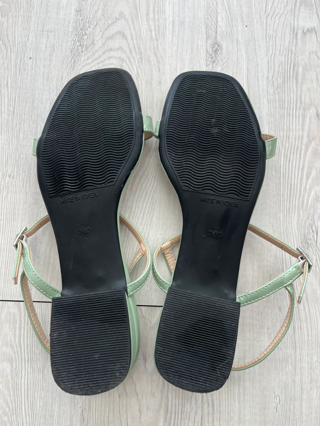 Lightly Worn Mint Sandals - Size 240mm - photo 3