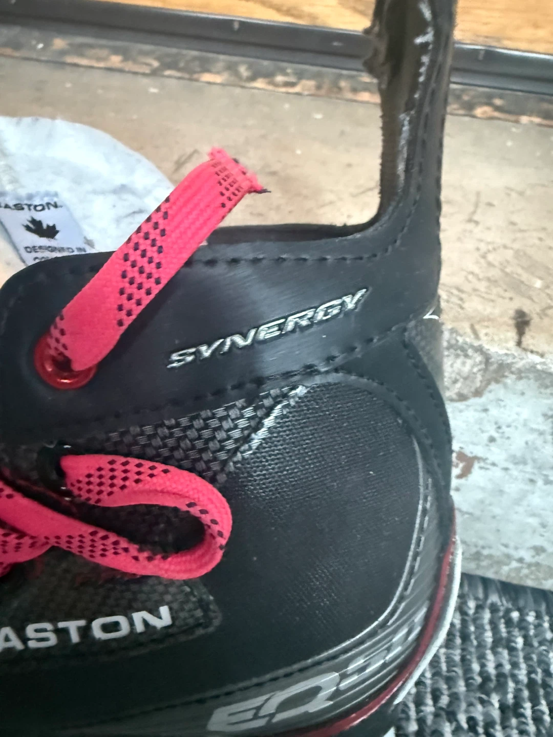 Easton Synergy Youth Ice Skates (used) - photo 4