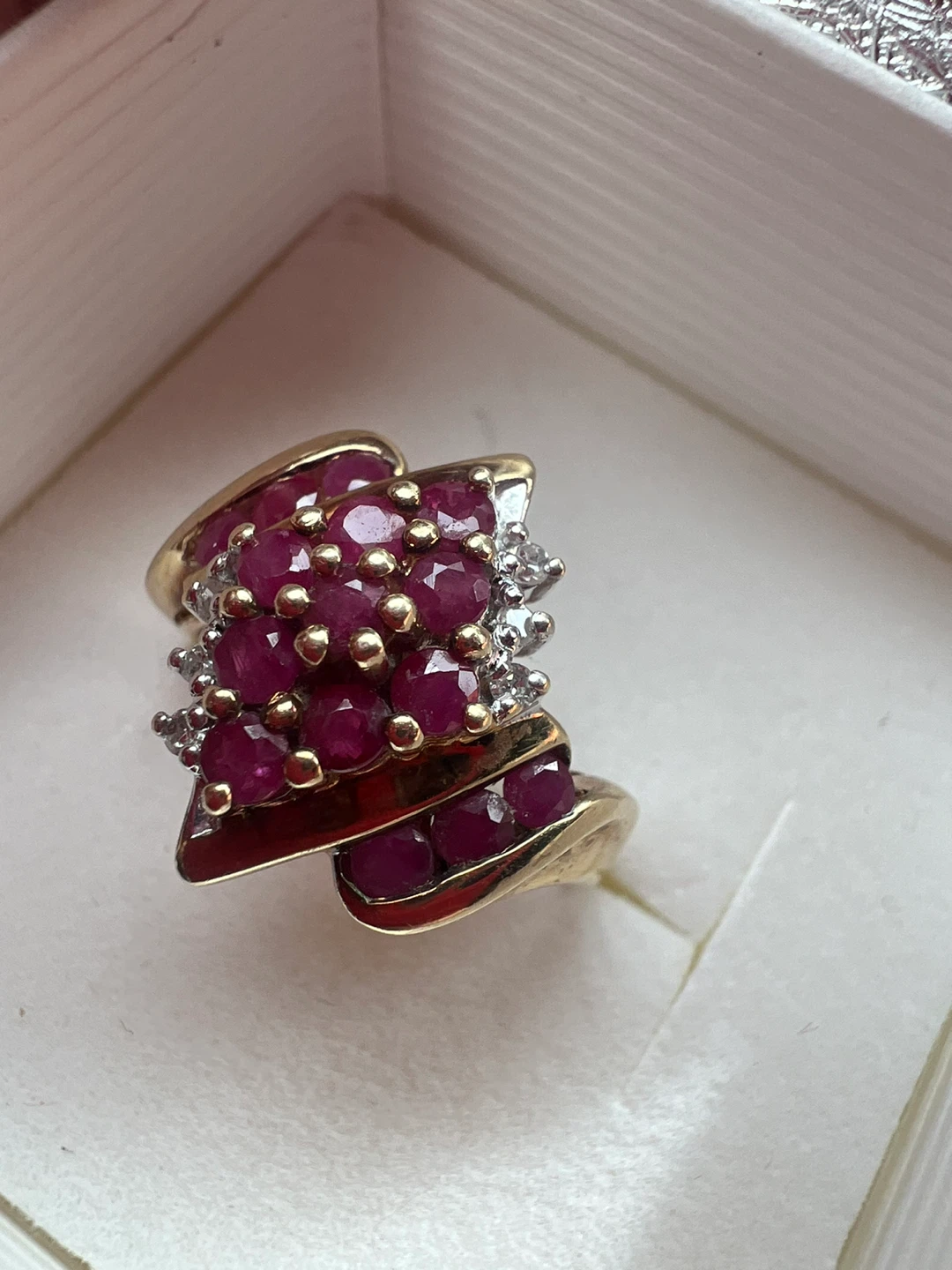 10K Gold Ruby and Diamond Ring - photo 3