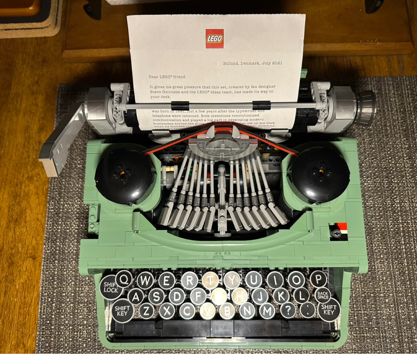 Retired LEGO Ideas Typewriter Set