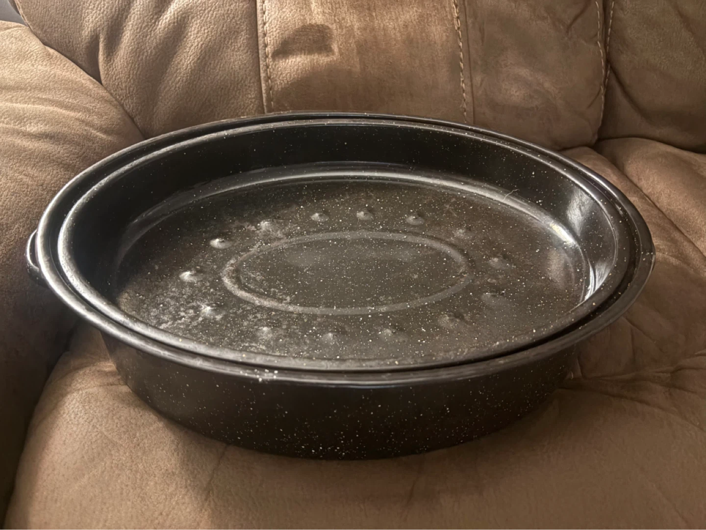 Black Roasting Pan with Lid - photo 2