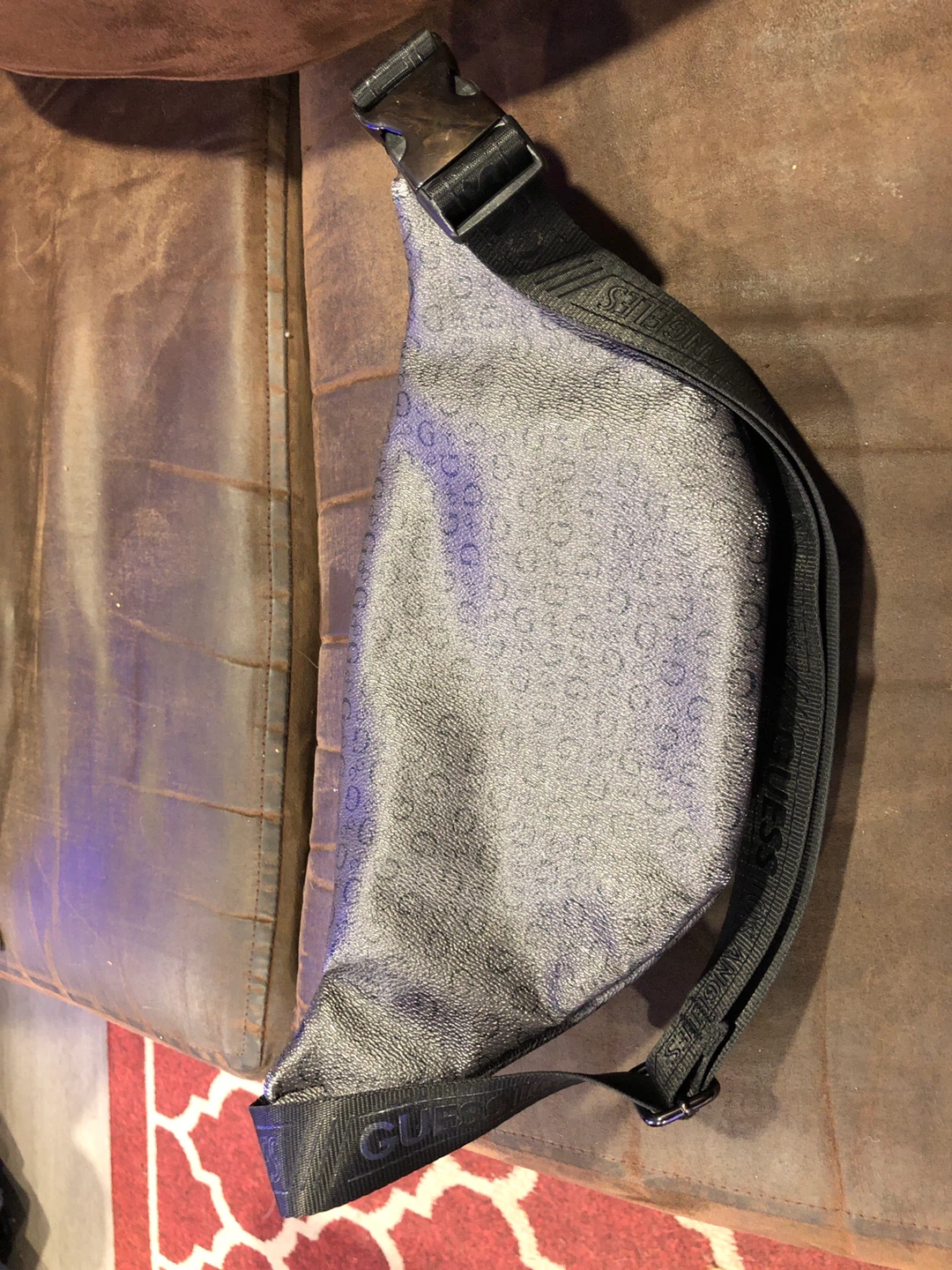 Guess Fanny Pack - photo 4