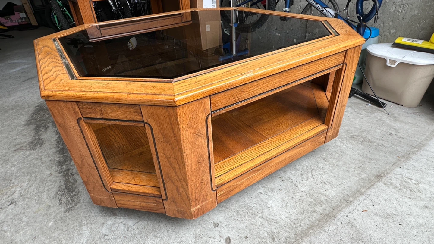 Oak Coffee Table with Glass Top - photo 4