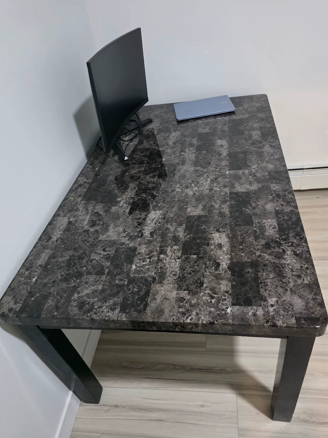 Faux marble dining table - photo 2