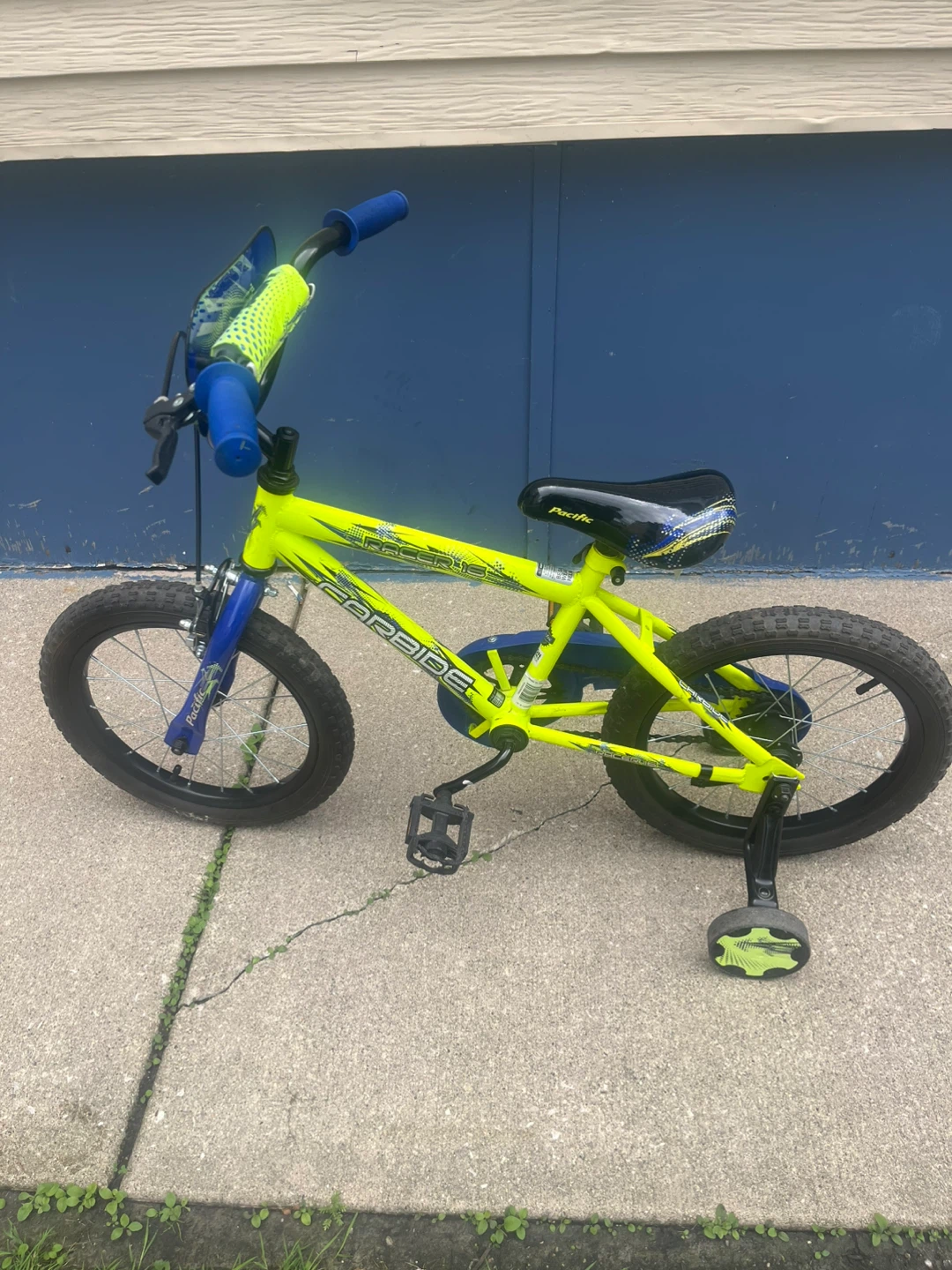16” Kids Bike with Training Wheels