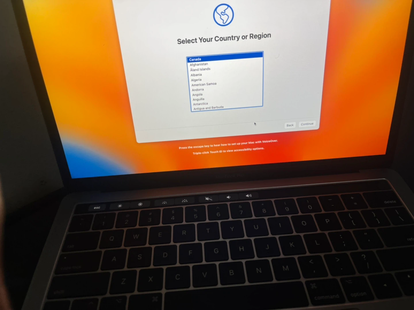 Apple MacBook Pro Laptop 2019 - photo 4