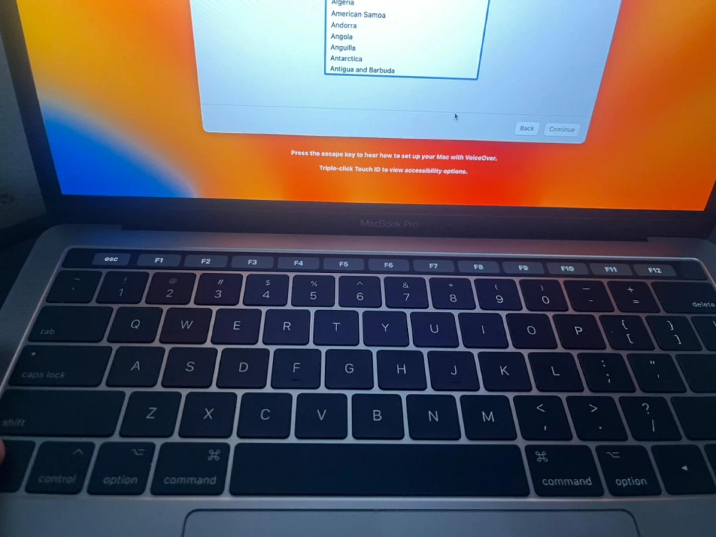 Apple MacBook Pro Laptop 2019 - photo 3