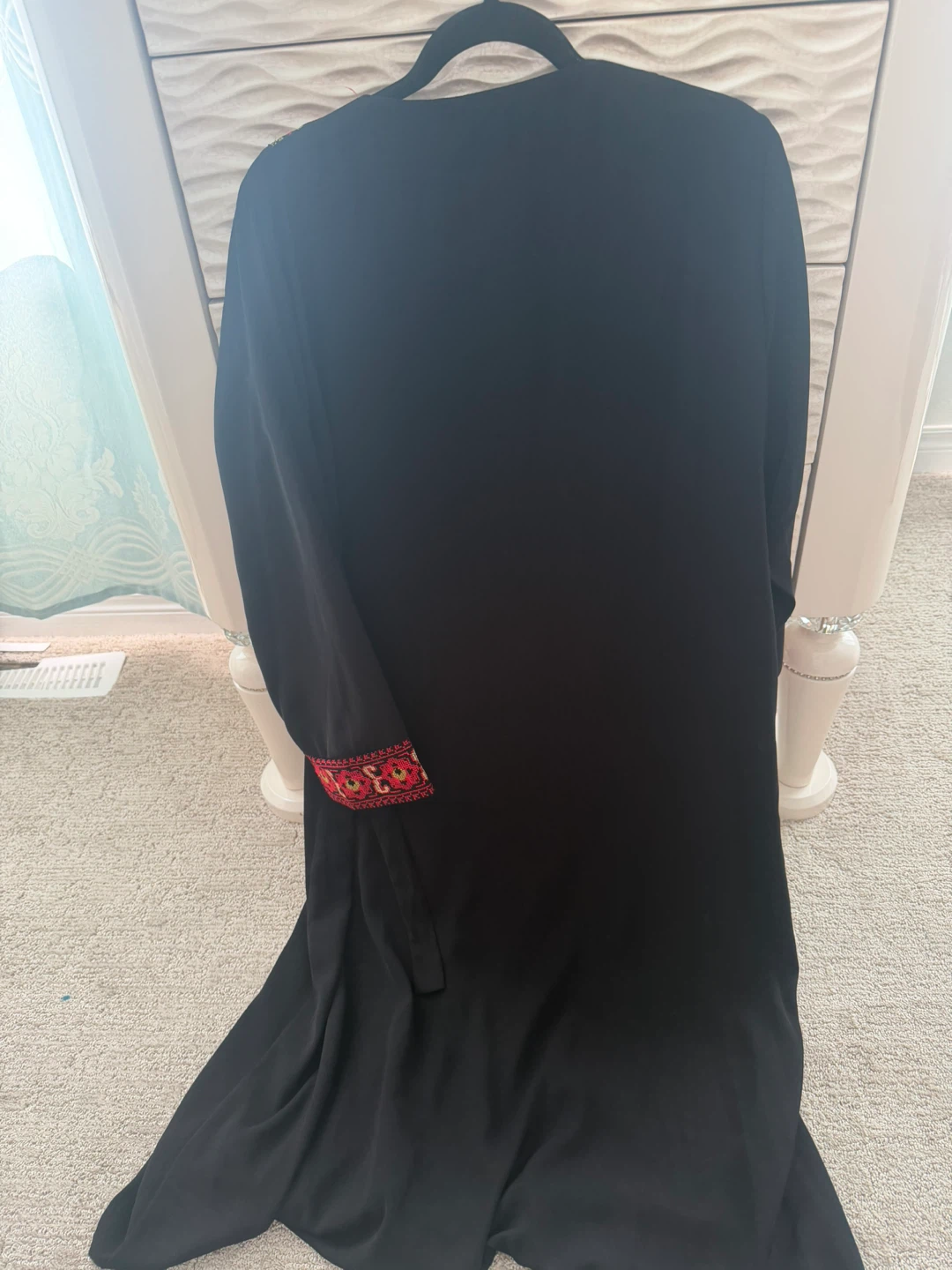 Black Embroidered Abaya - photo 2