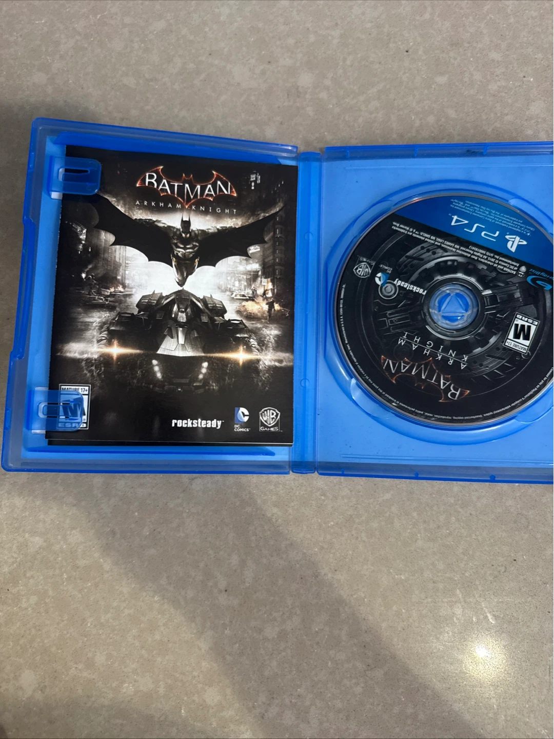 Batman Arkham VR and Arkham Knight PS4 Game Bundle - photo 3