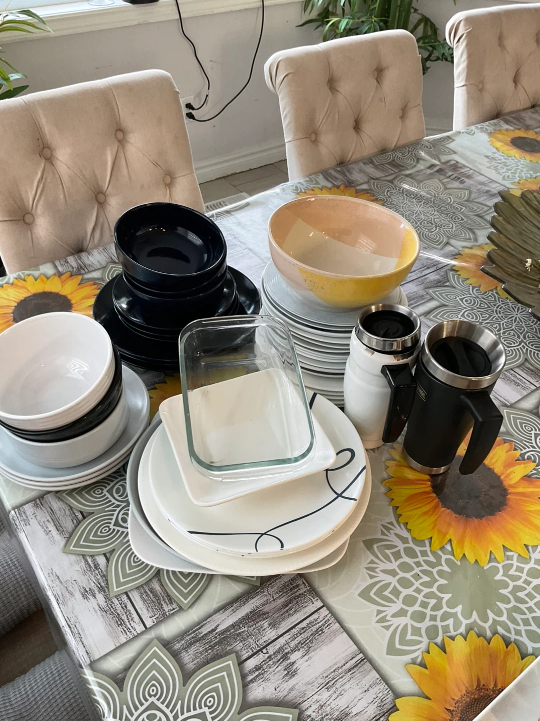 Dinnerware Set and Serving Bowls - photo 2