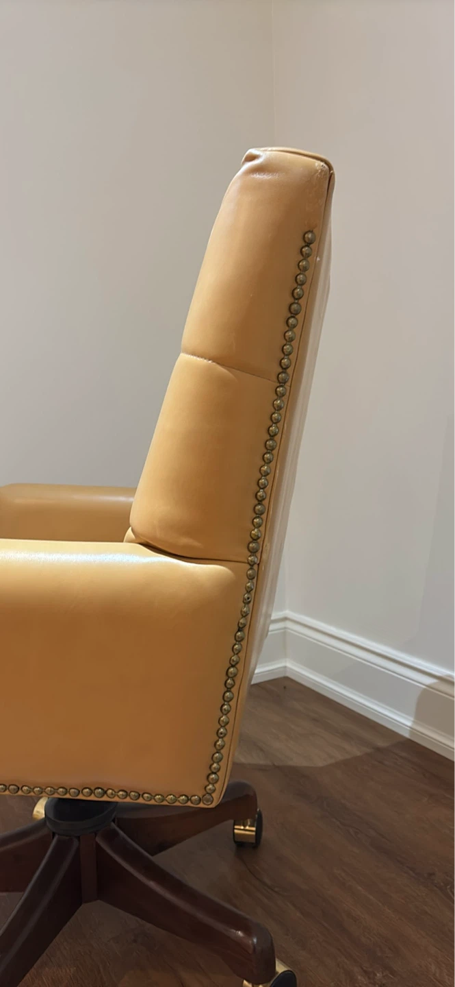 New Tan Tufted Leather Office Chair - photo 4