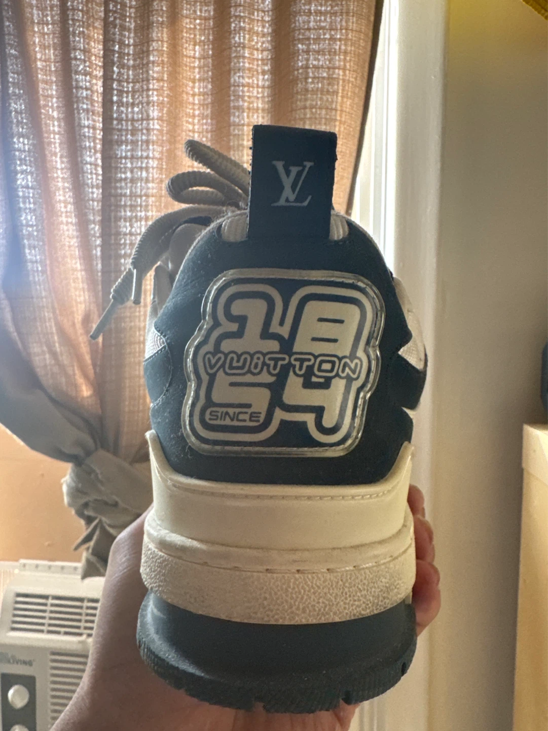Louis Vuitton "Since 1854" Sneakers - photo 3