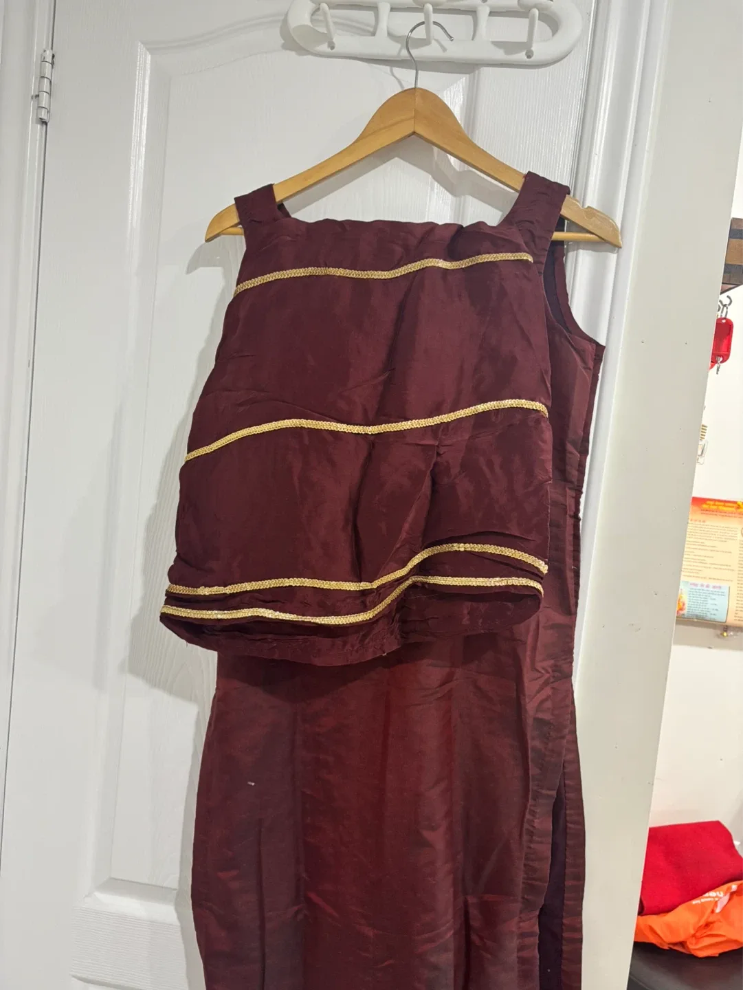 Maroon Kurti with Pants and Dupatta Set - photo 5