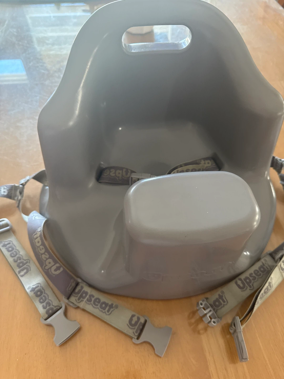 UPseat Booster Seat