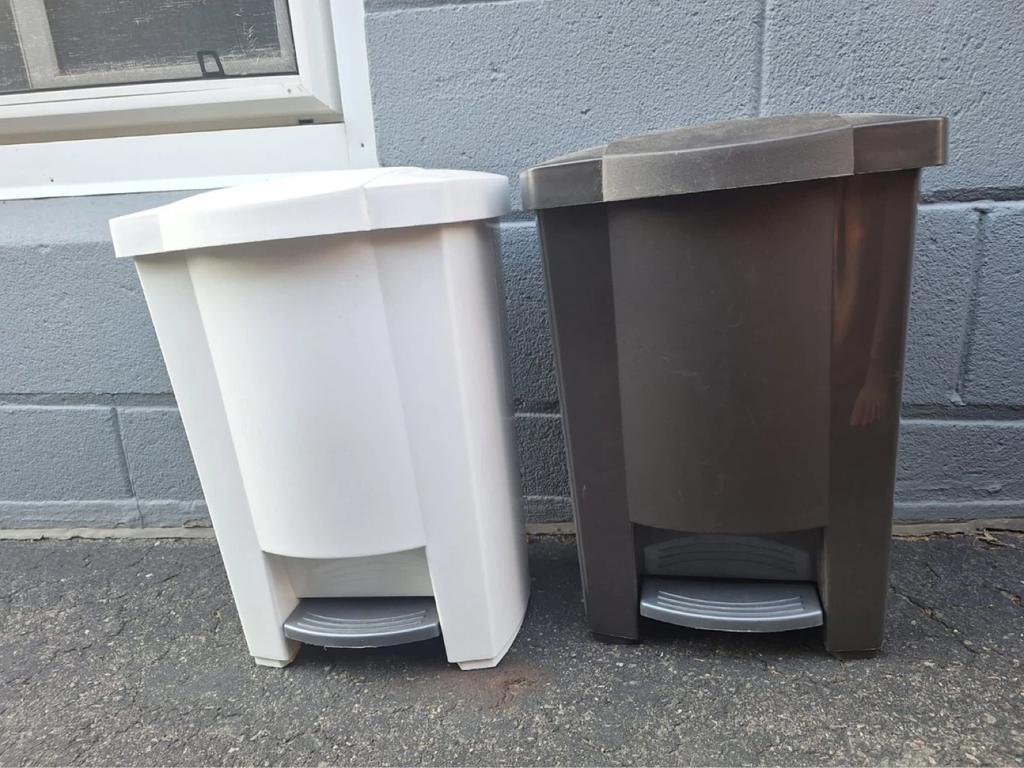 Two Step Trash Cans - White & Dark Grey