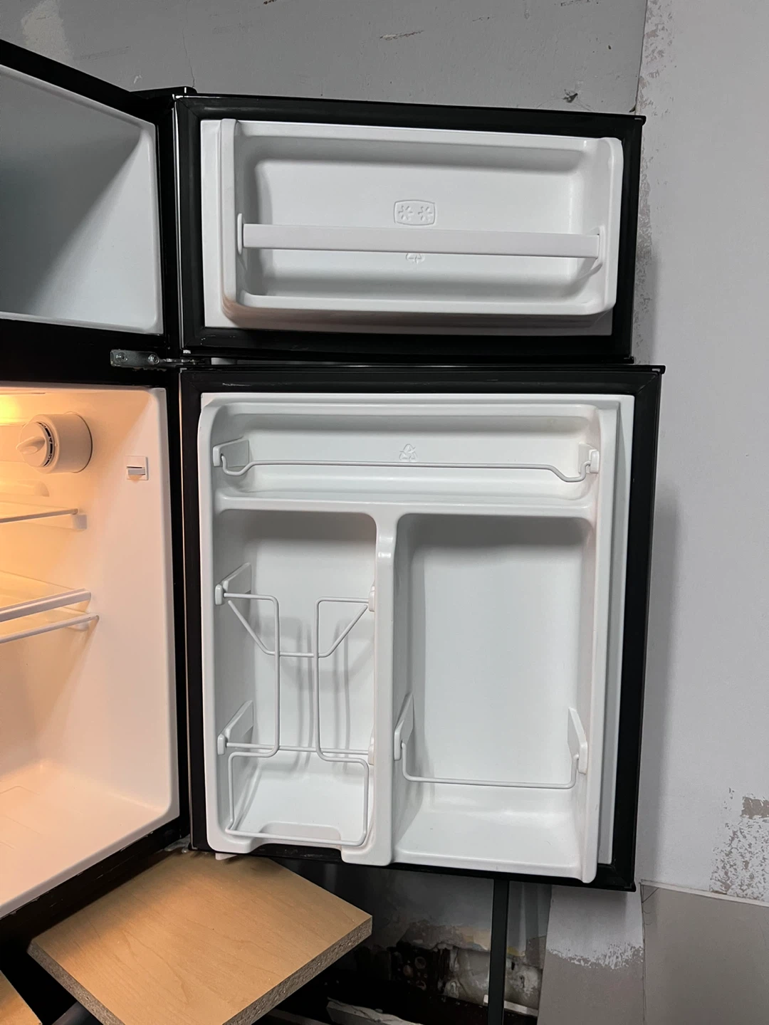 Whirlpool Mini Fridge - photo 2